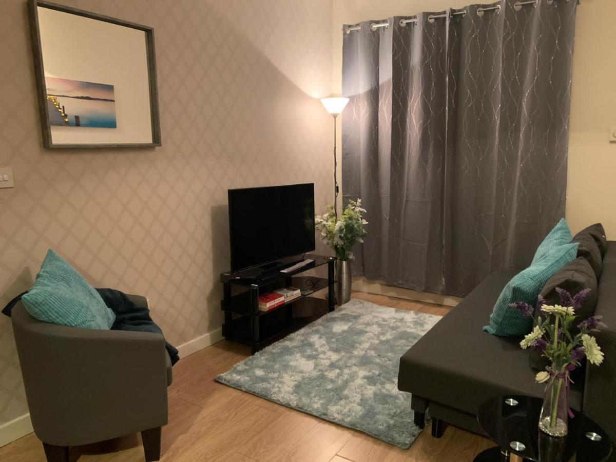 Absolute Stays In Sherwood- Nottingham Castle- Capital Fm Arena Nottingham- Contractors-Free Wifi- Free Parking- Long And Short Stays- Families-East Midlands Airport-Trent Bridge-Actors-Aria Court- Mansfield Екстер'єр фото