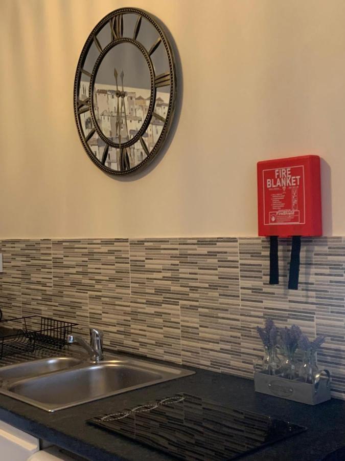 Absolute Stays In Sherwood- Nottingham Castle- Capital Fm Arena Nottingham- Contractors-Free Wifi- Free Parking- Long And Short Stays- Families-East Midlands Airport-Trent Bridge-Actors-Aria Court- Mansfield Екстер'єр фото